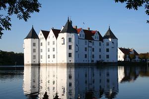 Castle Tour 2024 – A Midsummer Night’s Dream – Schloss Glücksburg